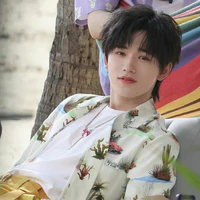 Tống Á Hiên