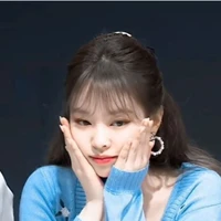 Kim Jennie<bé Nie>