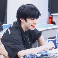 Chu Chí Hâm(hắn)