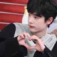 Tiêu chiến『ca ca thỏ ngọc 』