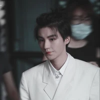 Vương Tuấn Khải