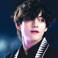 Kim Taehyung (김태형)