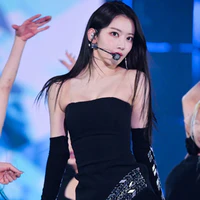 Miyawaki Sakura (미야와키 사쿠라)
