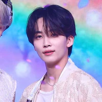 Yoon Jeonghan (윤정한)