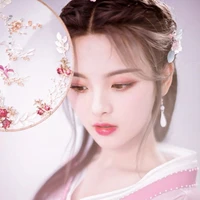 Ngụy Dung Nguyệt Tịch Nhan-Sương Nguyệt