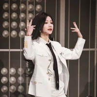 Viên Nhất Kỳ