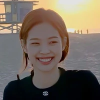 𝙆𝙞𝙢 𝙅𝙚𝙣𝙣𝙞𝙚