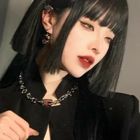 Mãn Chu Luyến (chị cả)