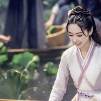 Giang yếm Ly