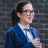 Im Ju-Gyeong/chx trang điểm