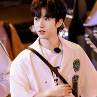 Hạ Tuấn Lâm_TNT