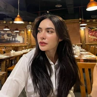 Charlotte Austin [Nàng]