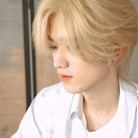 Tống Á Hiên