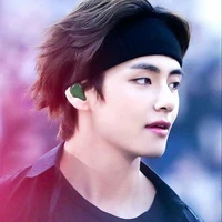 Kim Taehyung = Anh