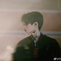 Chu Chí Hâm(anh ấy)