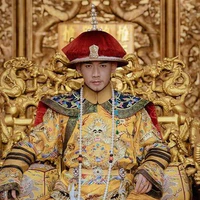 Ái Tân Giác La Hoằng Lịch_Hoàng đế