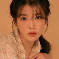 𝙆𝙞𝙢 𝙅𝙞-𝙚𝙪𝙣 /chị cô/