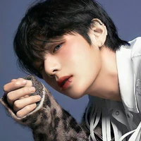 Taehyung Kim ( 𝐀𝐧𝐡 )