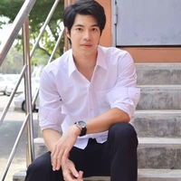 Bosston Suphadach/Hiệu trưởng