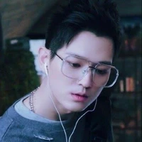 Thẩm Triết-Grunt