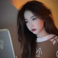 Hàn Uyển Ngưng