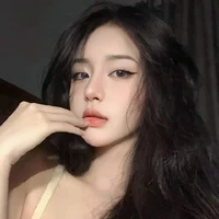 Nguyễn Ngọc Huỳnh(bạn cô)