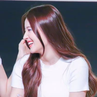 LaNancy Manoban <Na>