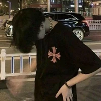 Diệp Thanh Phong ; em trai nu9