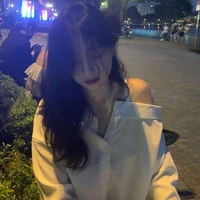 Doãn Lệ Quyên ; bạn nu9 - tác giả