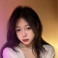 Nguyễn Ngọc Trúc Vy ( chà xanh chó )