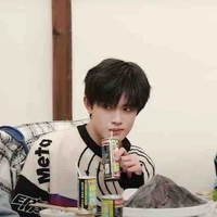 Cực Cực Quốc Vương (@zji02)