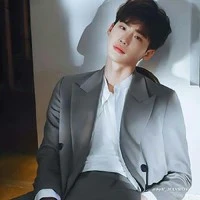 Lee Jong Suk