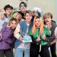 tất cả