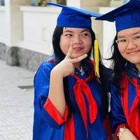 K.Phụng