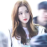 Kim Jisoo [ Cô ]