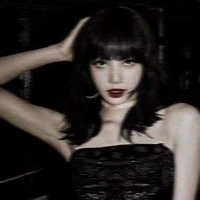 Lisa(cô)