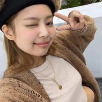 Jennie  (bn thân của thụ)