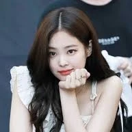 Kim Jennie-em