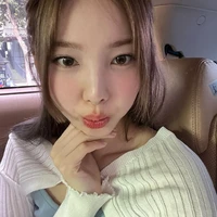 Im Nayeon