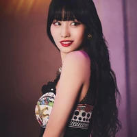 Hirai momo