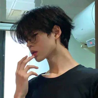 Lãnh Thần Bạch Dương『@Ari_lanh』