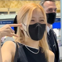 Chaeng là dợ tau đó😼