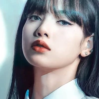 Lalisa Manoban "cô"