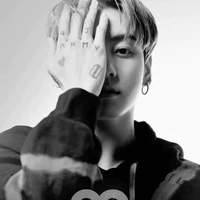 Jeon JungKook - hắn