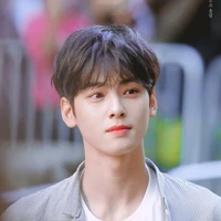 bạn Hoàng Lâm