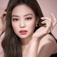 Kim Jennie_Em