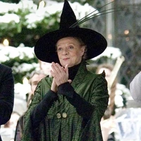giáo sư Minerva McGonagall