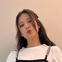 Jennie " Y"