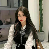 Vũ Hoàng Tuệ Nghi - Nó
