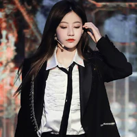 Viên Nhất Kỳ(cô)